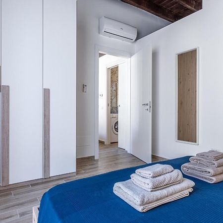Santa Giulia Suite - 15Min Duomo Милан Экстерьер фото