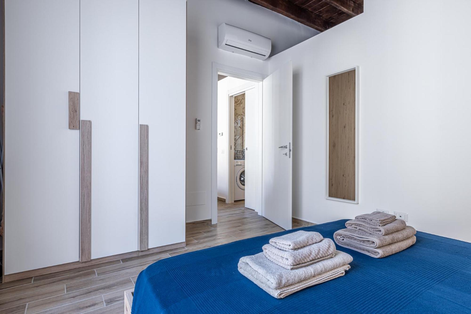 Santa Giulia Suite - 15Min Duomo Милан Экстерьер фото